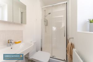 En-Suite- click for photo gallery